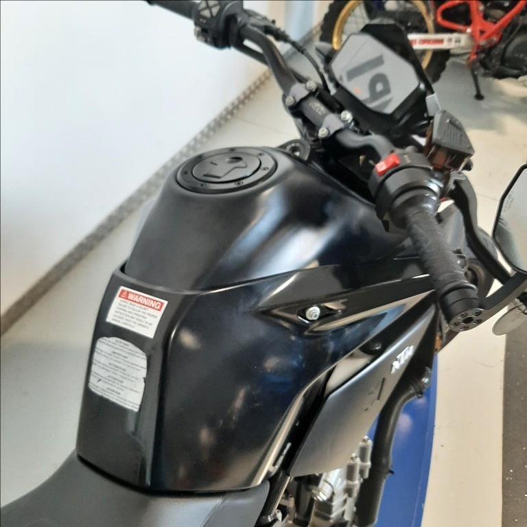 KTM 890 Duke 