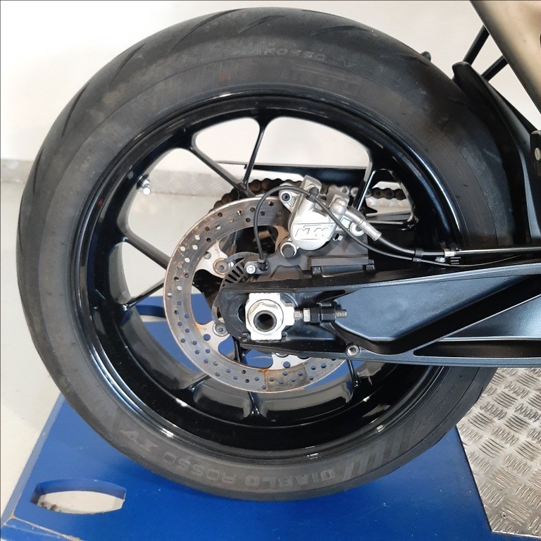 KTM 890 Duke 
