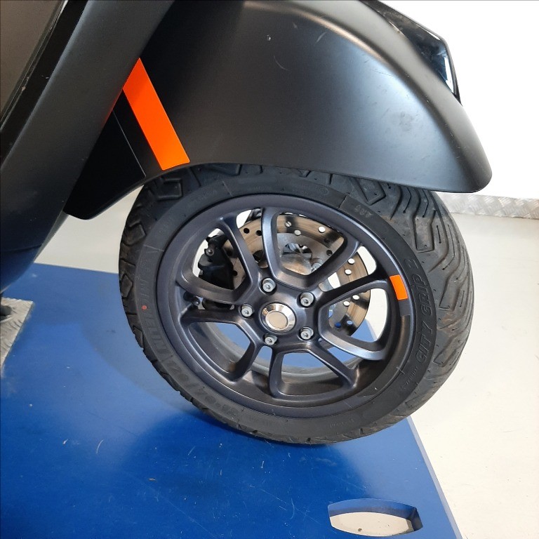 VESPA Vespa GTS 300 hpe Super Abs
