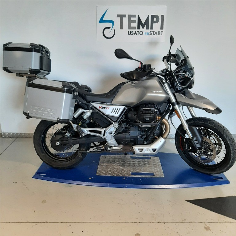 MOTO GUZZI V85 TT Abs