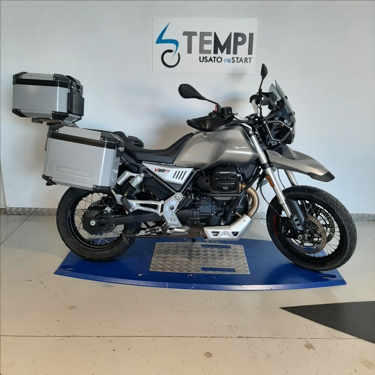 MOTO GUZZI V85 TT Abs