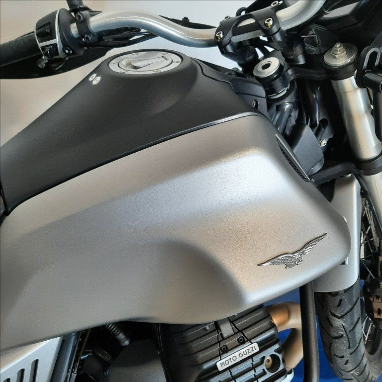 MOTO GUZZI V85 TT Abs