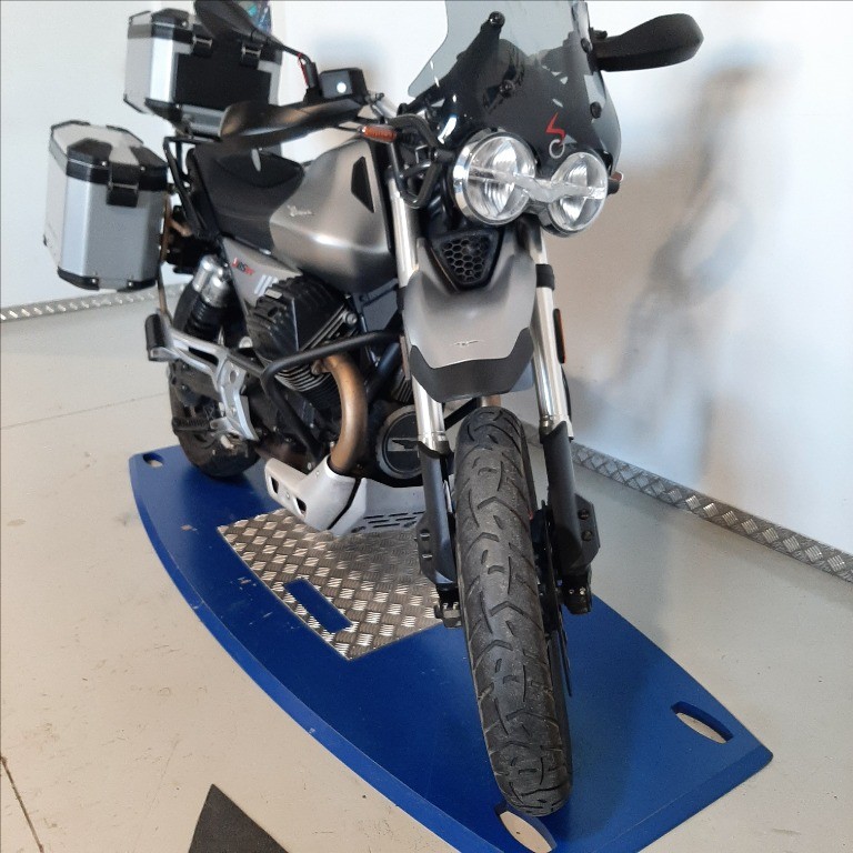 MOTO GUZZI V85 TT Abs