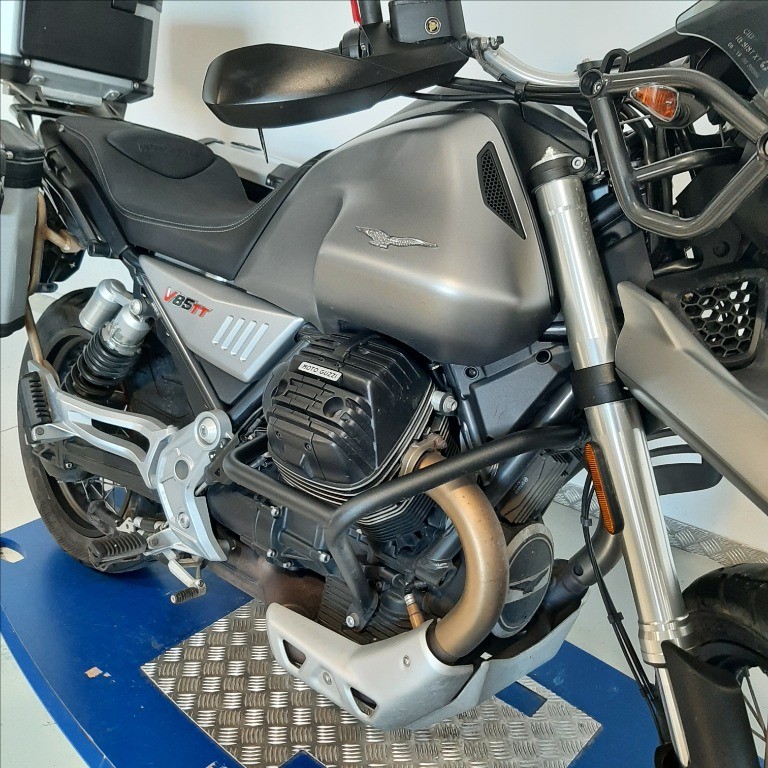 MOTO GUZZI V85 TT Abs