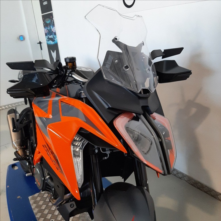 KTM 1290 Super Duke GT