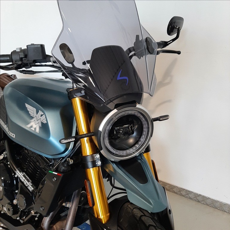 MOTO MORINI Seiemmezzo SCR 650 Abs