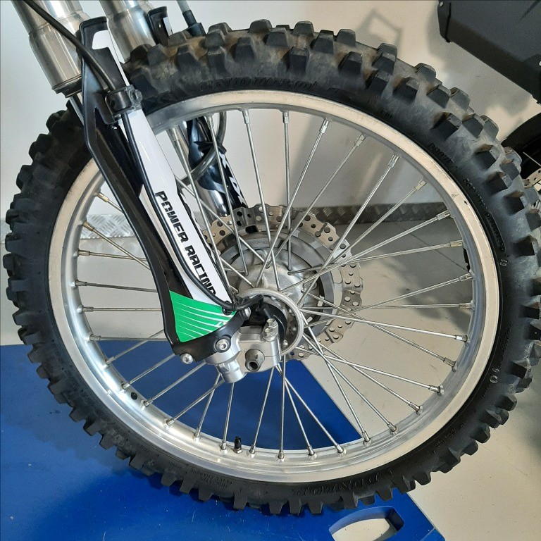 KAWASAKI KLX 250 
