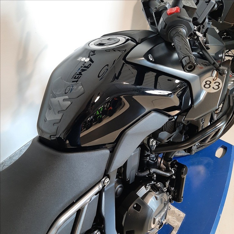 SUZUKI GSX-8S Abs E5
