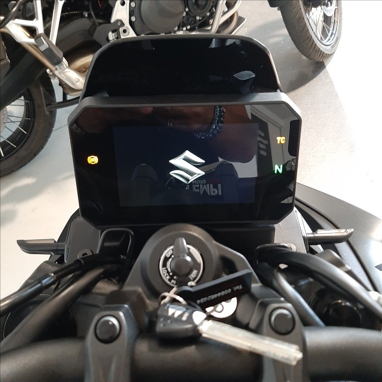 SUZUKI GSX-8S Abs E5
