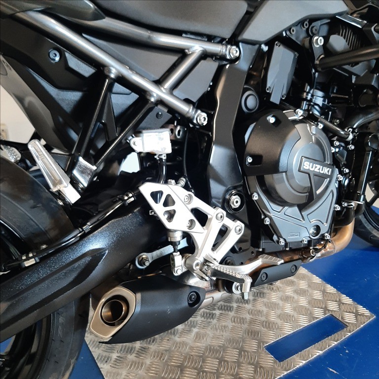 SUZUKI GSX-8S Abs E5