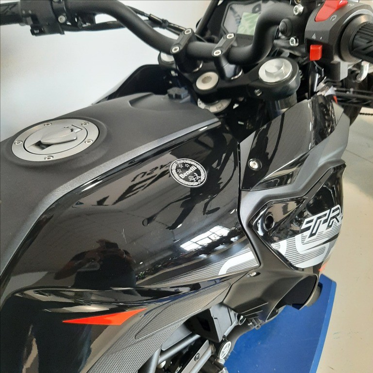 BENELLI TRK 251 E5