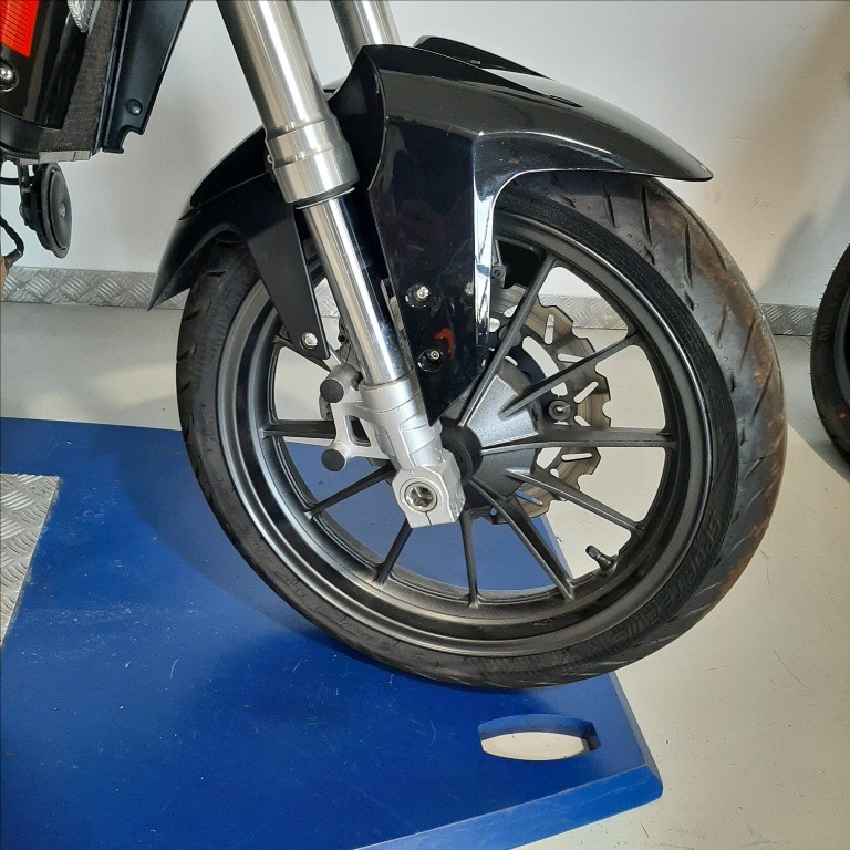 BENELLI TRK 251 E5