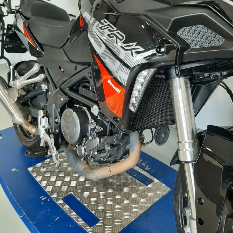 BENELLI TRK 251 E5