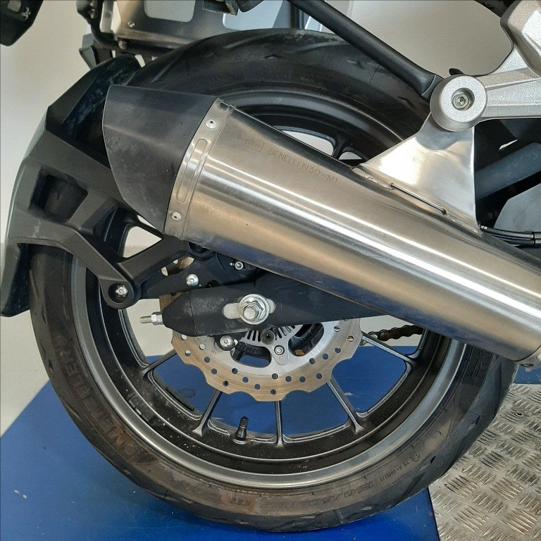 BENELLI TRK 251 E5