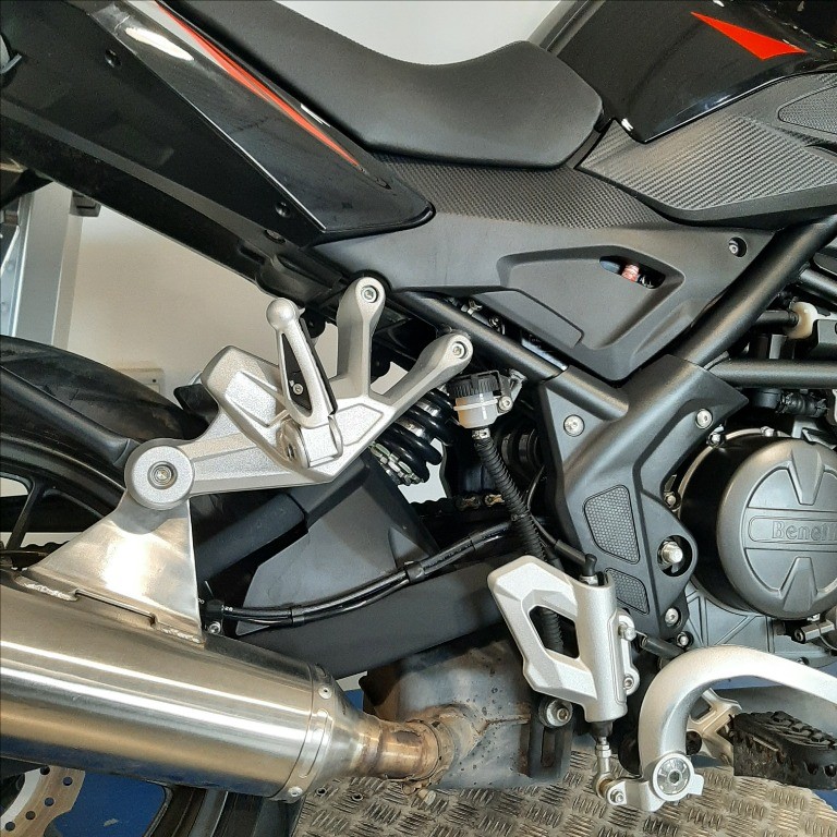 BENELLI TRK 251 E5