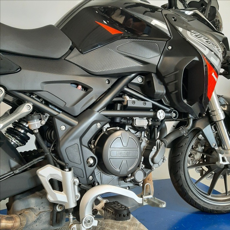 BENELLI TRK 251 E5