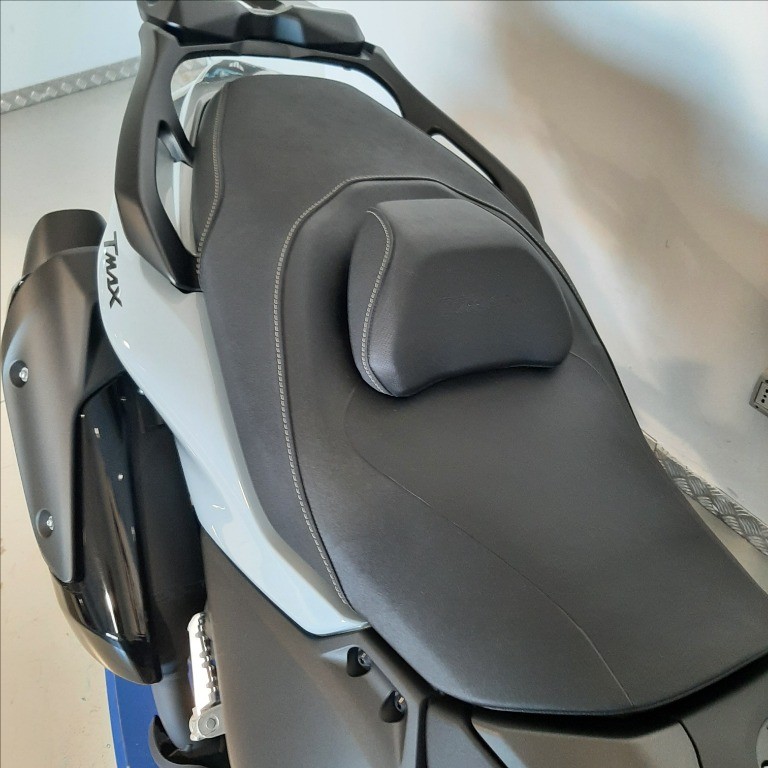 YAMAHA T-Max 560 Tech Abs