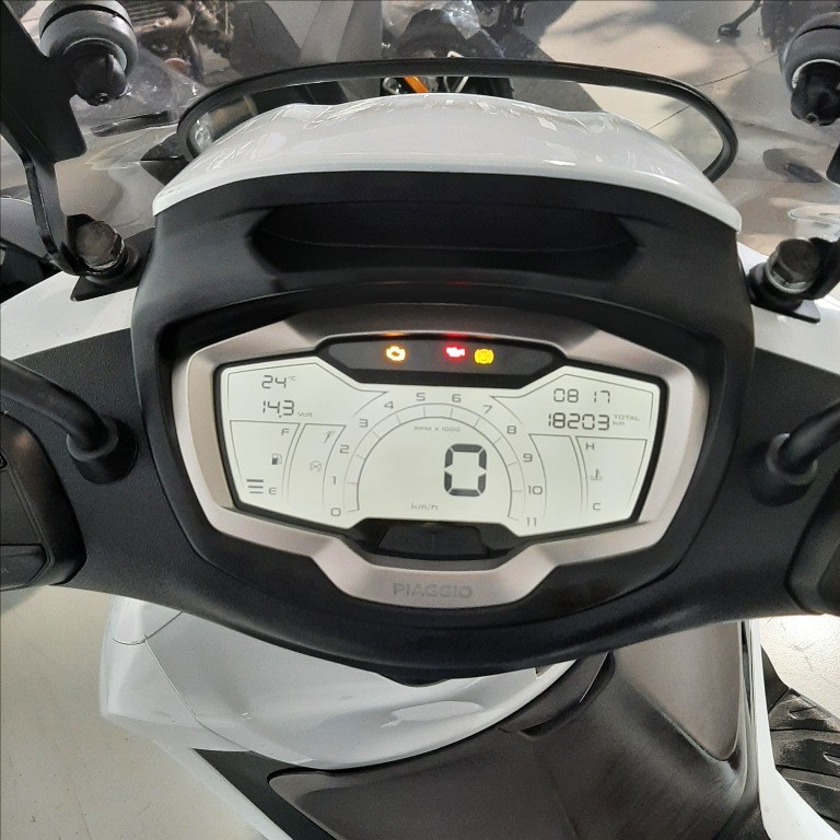 PIAGGIO Beverly 300 hpe abs-asr