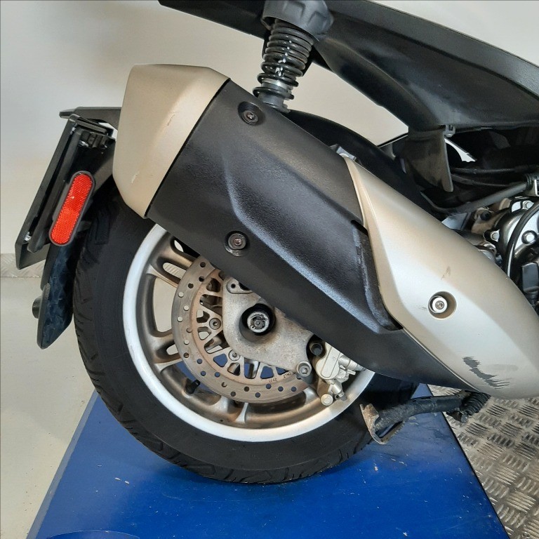 PIAGGIO Beverly 300 hpe abs-asr
