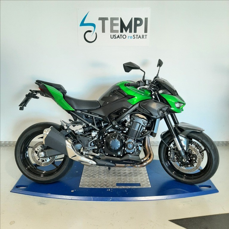 KAWASAKI Z 900 