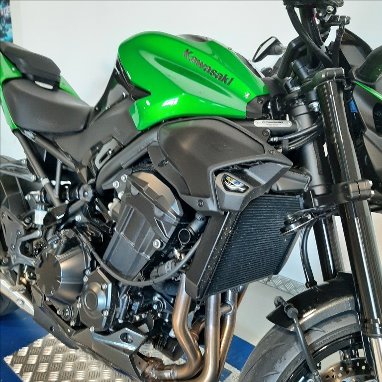 KAWASAKI Z 900 