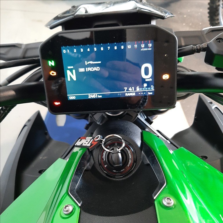 KAWASAKI Z 900 