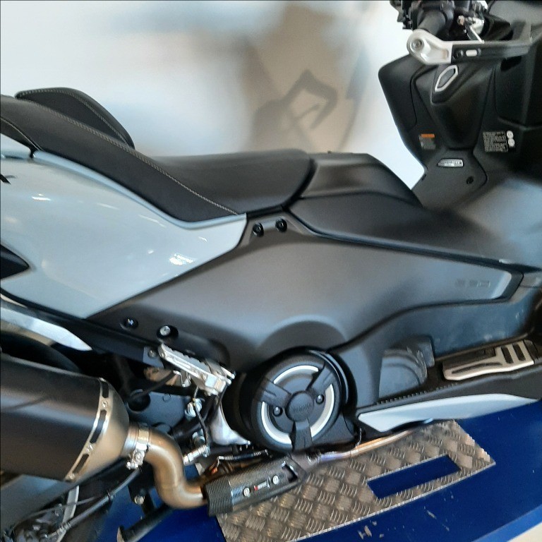 YAMAHA T-Max 560 Tech Abs