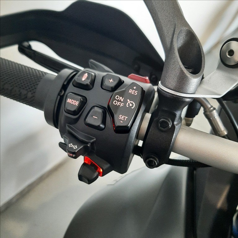 DUCATI Multistrada V4 1160 S Travel&Radar Aviator Grey