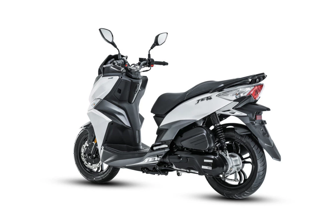 JET 14 200 Gallery 2